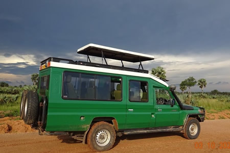 Safari Landcruiser 6 Seater